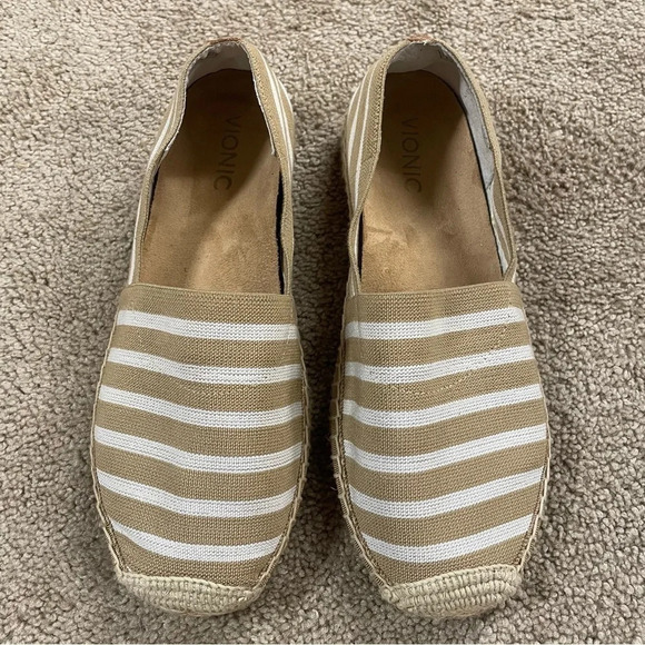 Vionic Coast 356 Valeri Slip On Espadrille Flats Sand Size 8 - Picture 4 of 12